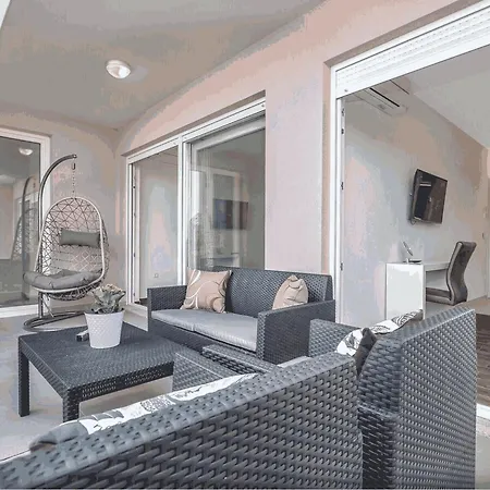Villa Comfortable In Nature *