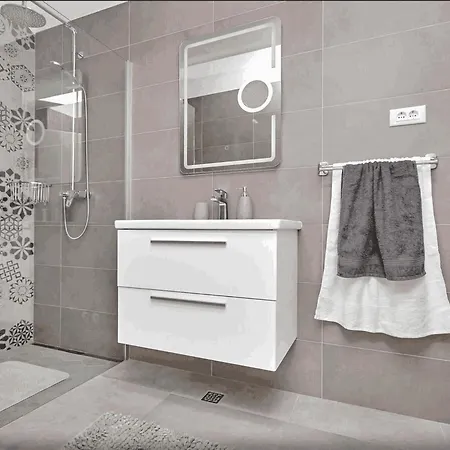 Villa Comfortable In Nature Makarska